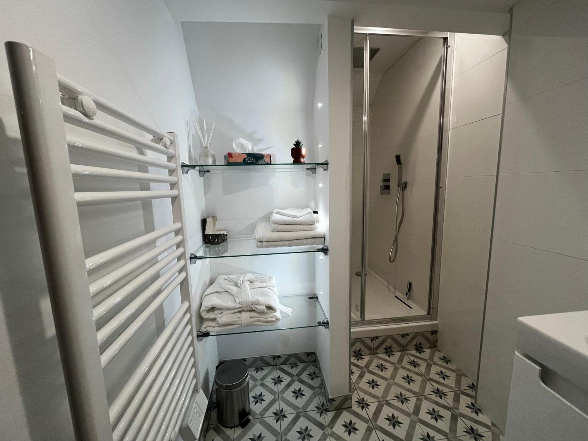 شقة Tinyhouse Experience In Beaujolais Villefranche-sur-Saône المظهر الخارجي الصورة